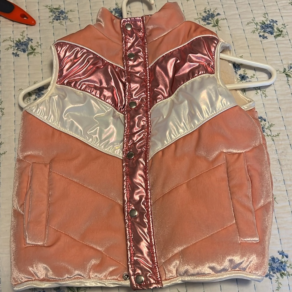 EGG New York girls size 6y vest